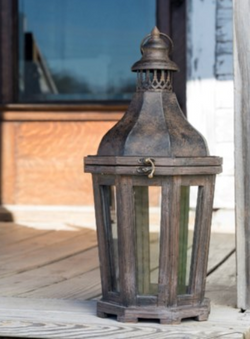 Wooden Hillcrest Terrace Lantern